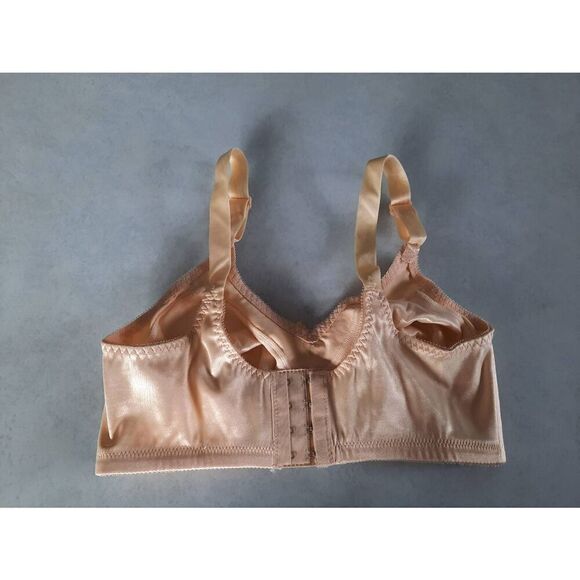 Bali Size 36D Double Support Wireless Bra - Picture 2 of 3